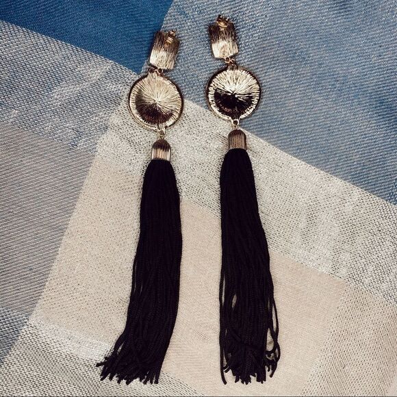 Women’s Black Earrings - Picture 5 of 7
